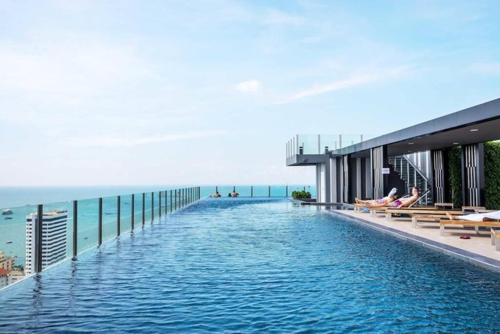 Central Pattaya - Sea View Large Balcony Condo With Infinity Pool Eksteriør bilde