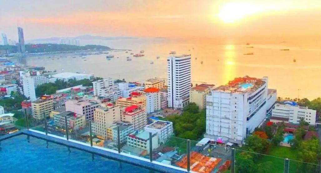 Central Pattaya - Sea View Large Balcony Condo With Infinity Pool Eksteriør bilde