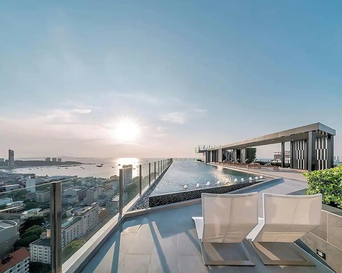 Central Pattaya - Sea View Large Balcony Condo With Infinity Pool Eksteriør bilde