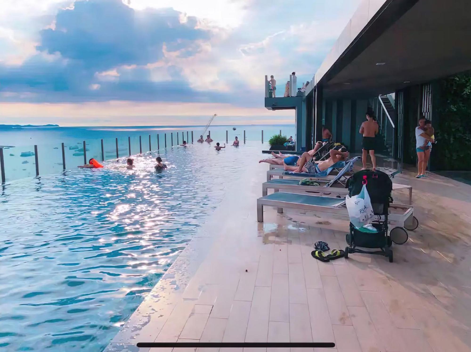 Central Pattaya - Sea View Large Balcony Condo With Infinity Pool Eksteriør bilde