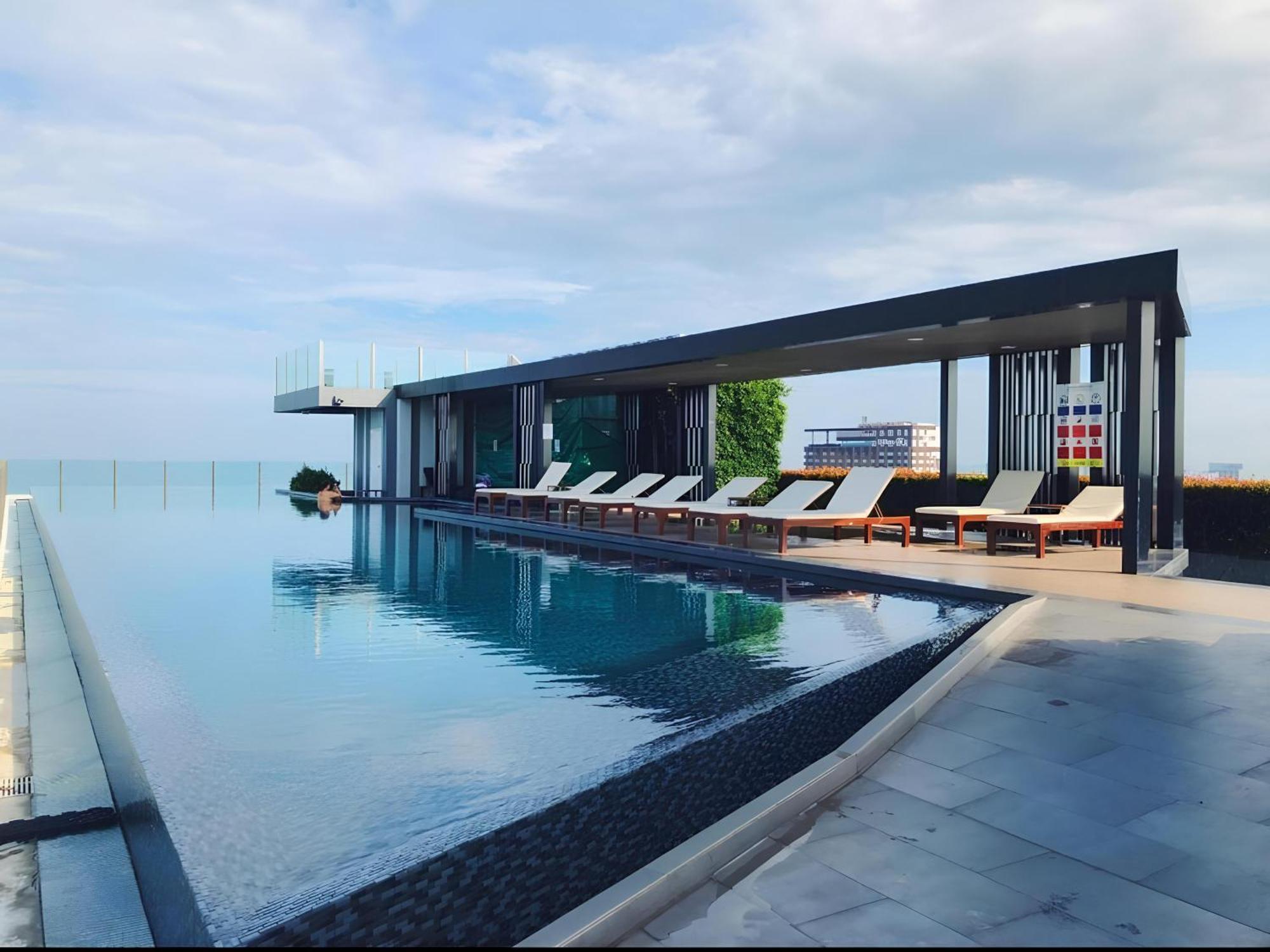 Central Pattaya - Sea View Large Balcony Condo With Infinity Pool Eksteriør bilde